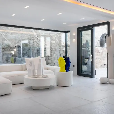 Martinez * Mykonos Town